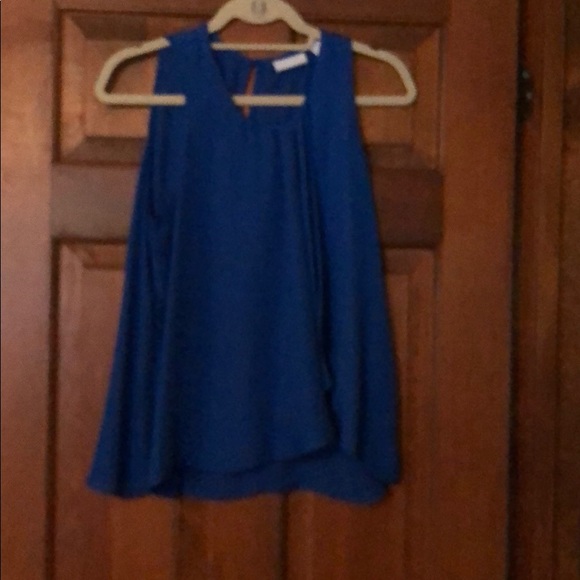 Top - Picture 2 of 2